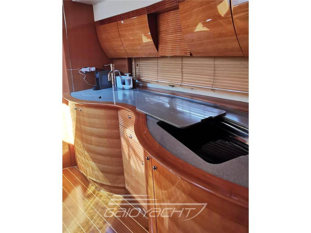 Azimut Atlantis 47