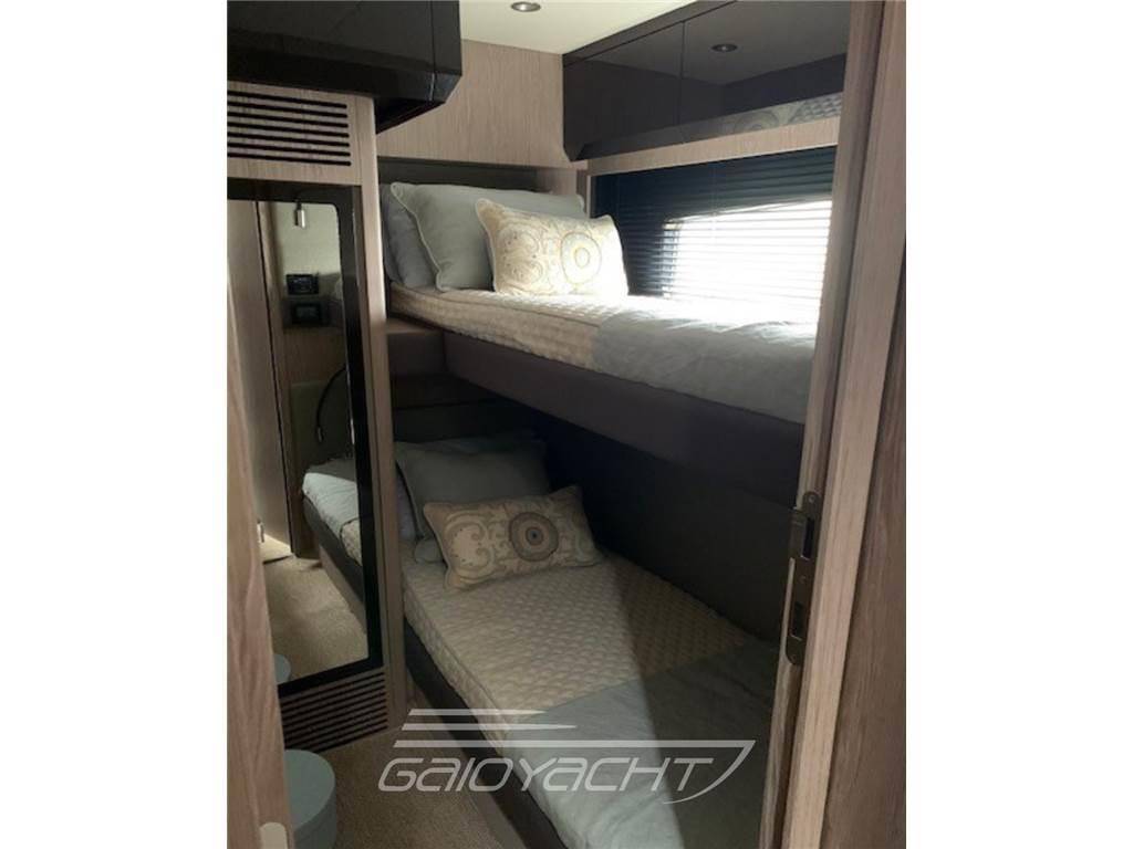 Azimut Atlantis 51