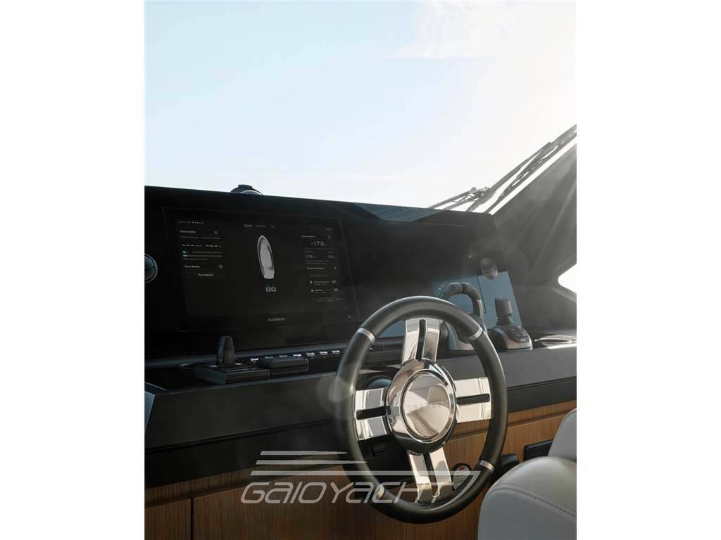 Azimut Seadeck 7