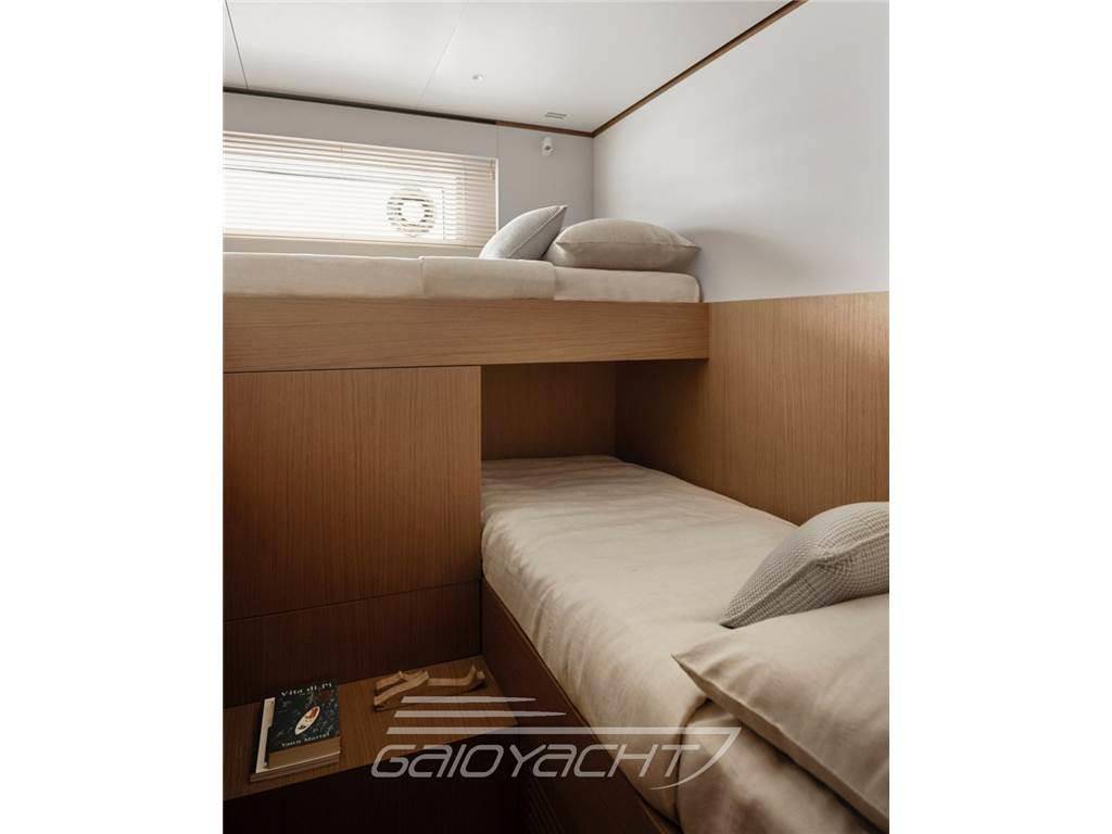 Azimut Seadeck 7