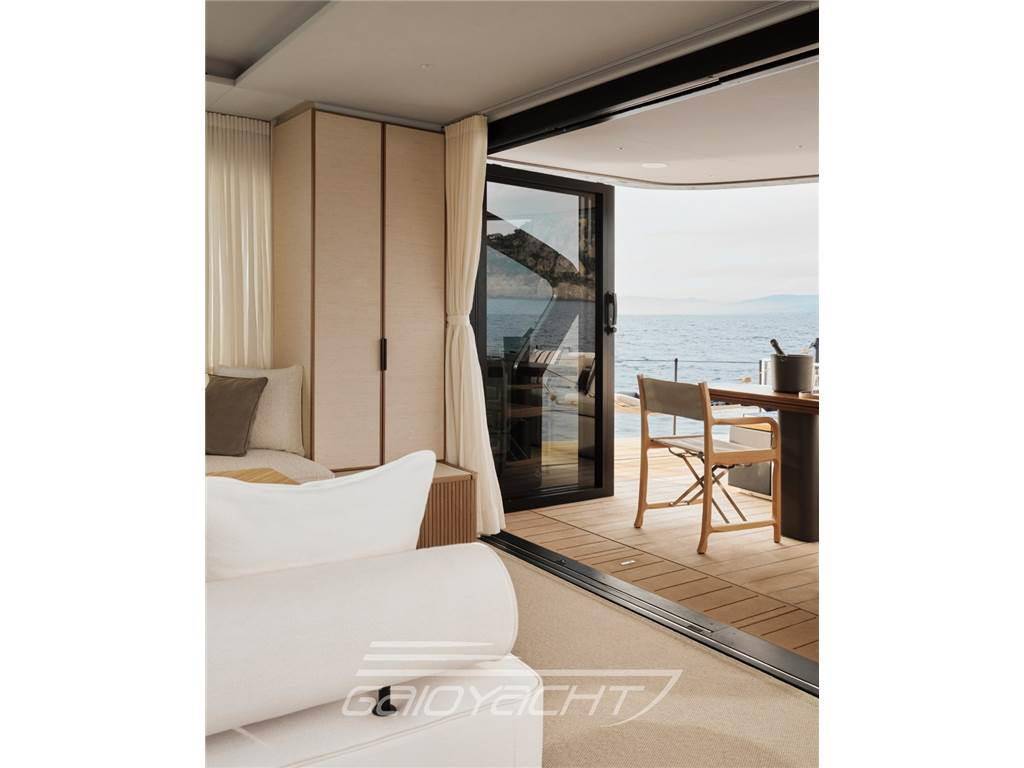 Azimut Seadeck 7
