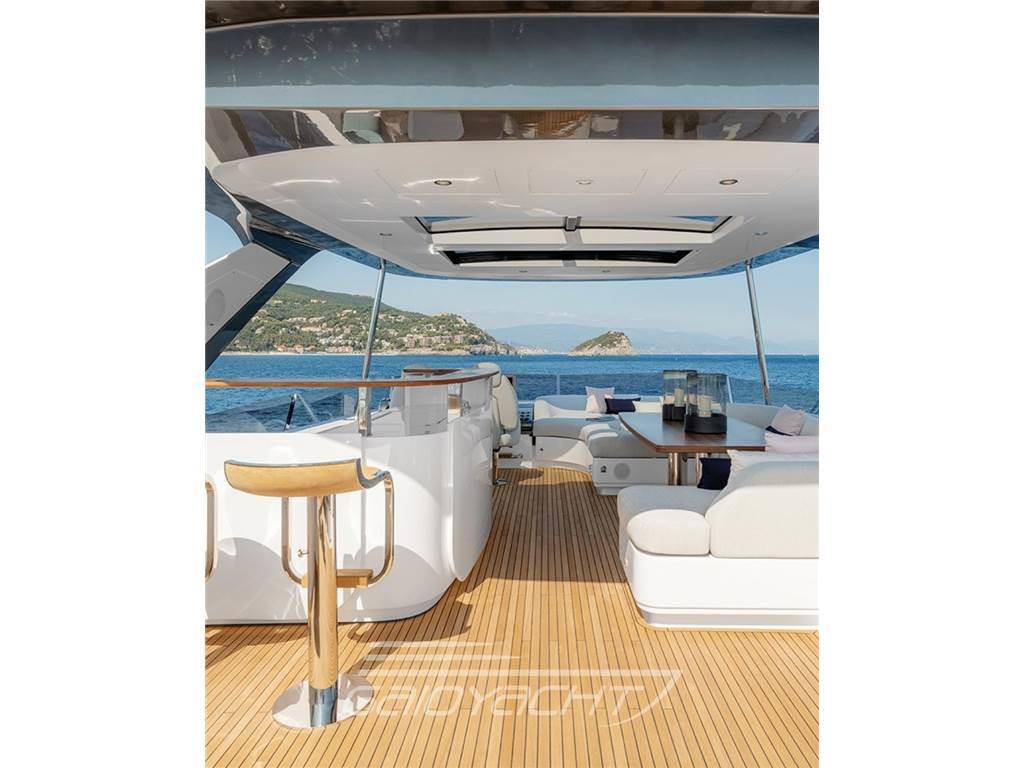 Azimut 78 flybridge
