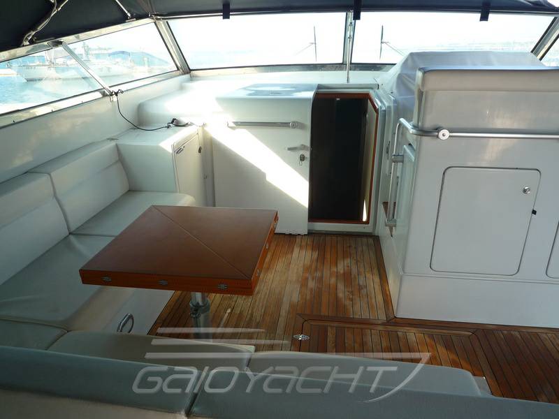 Ferretti Altura 47 open