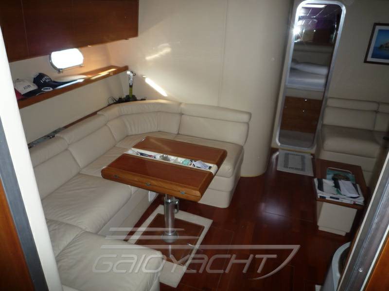 Ferretti Altura 47 open