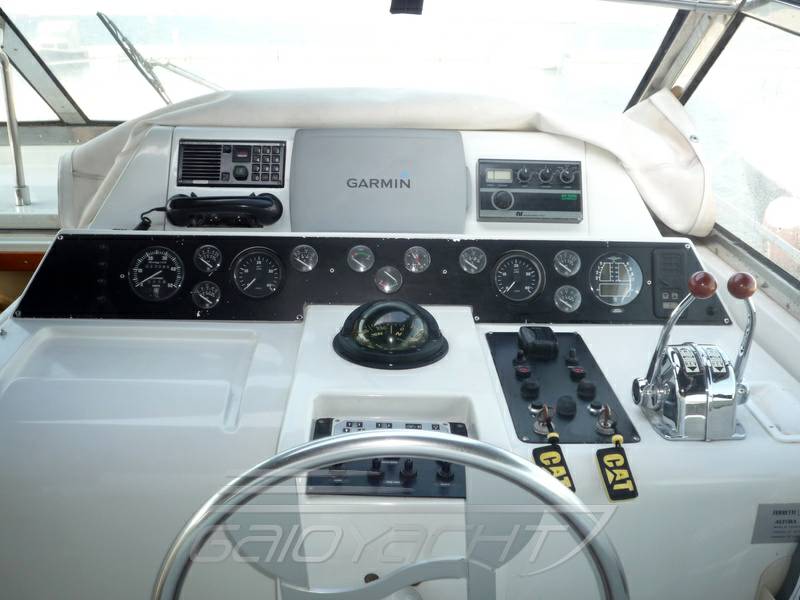 Ferretti Altura 47 open