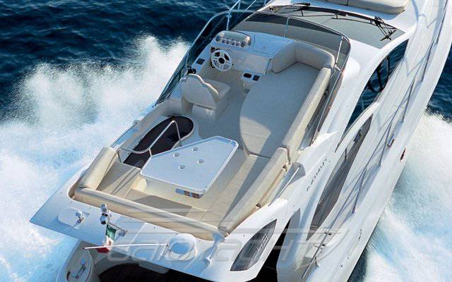 Azimut 43 fly