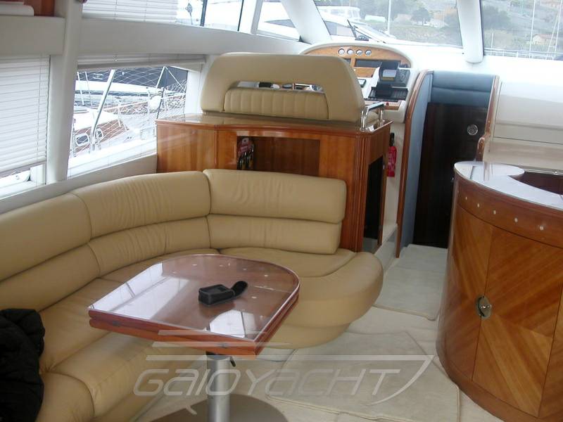 Azimut 50 fly
