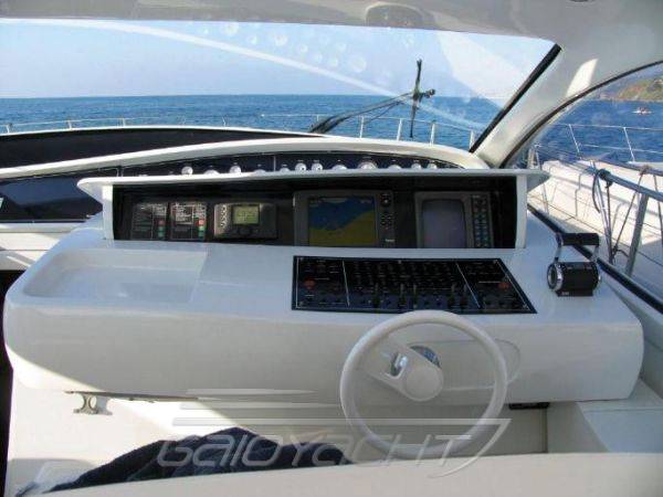 Pershing 54