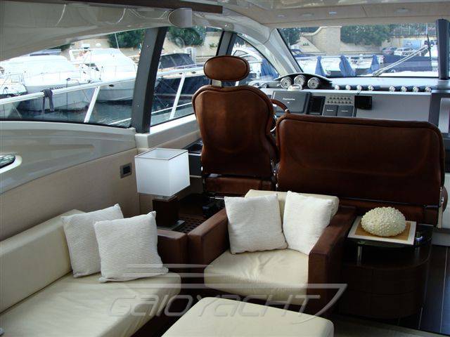 Azimut 68 s