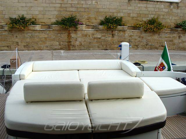 Azimut 68 s
