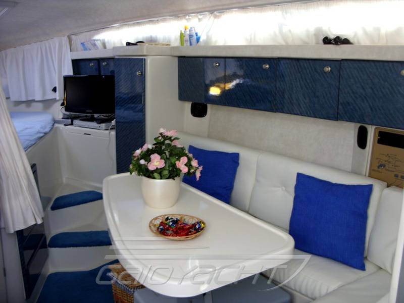 Gobbi 31 cabin