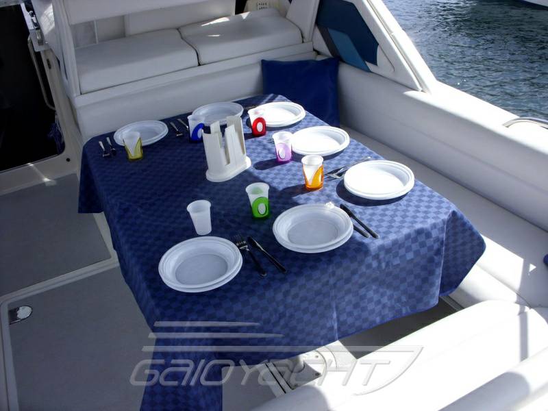Gobbi 31 cabin