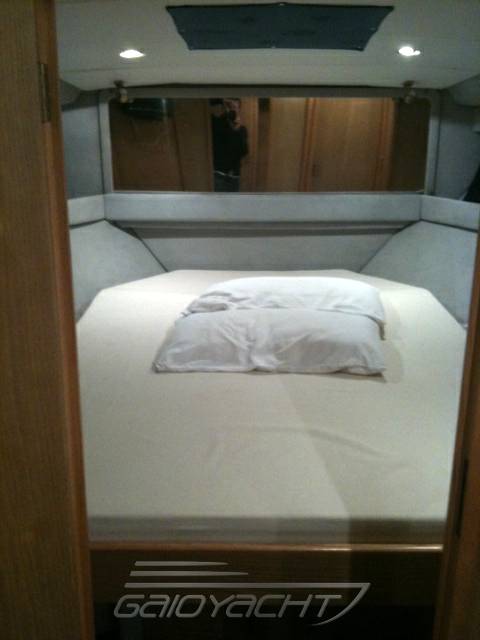 Azimut 38