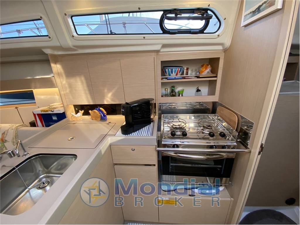 Beneteau Oceanis 34.1