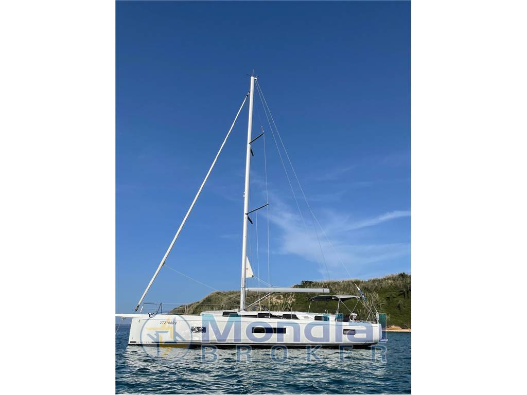 Beneteau Oceanis 51.1