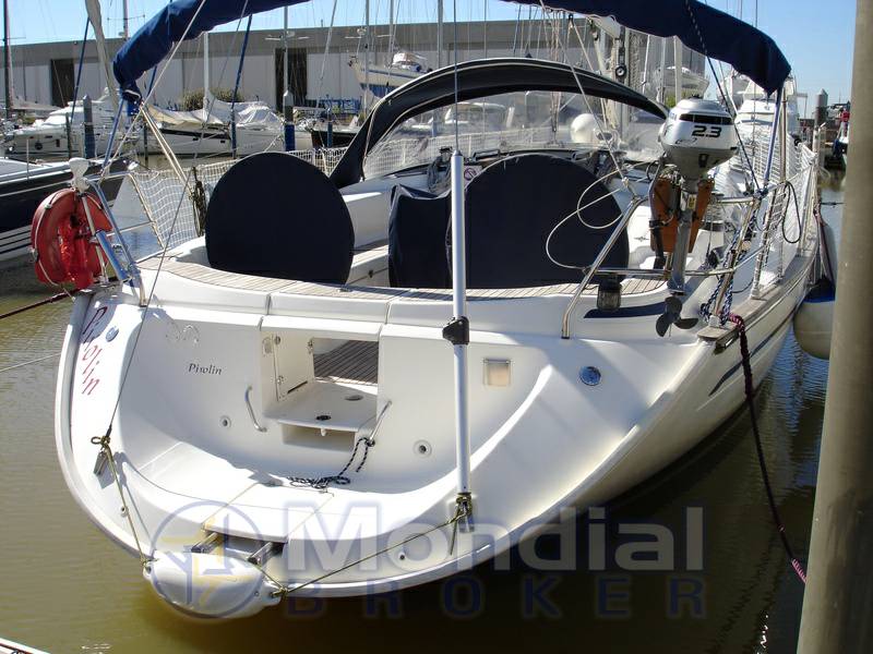 Bavaria 44