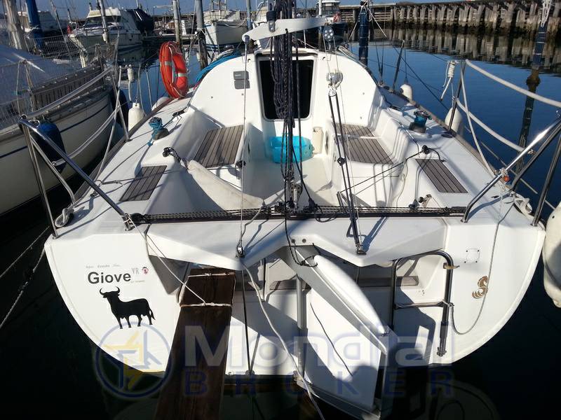 Beneteau First 27.7 deriva mobile