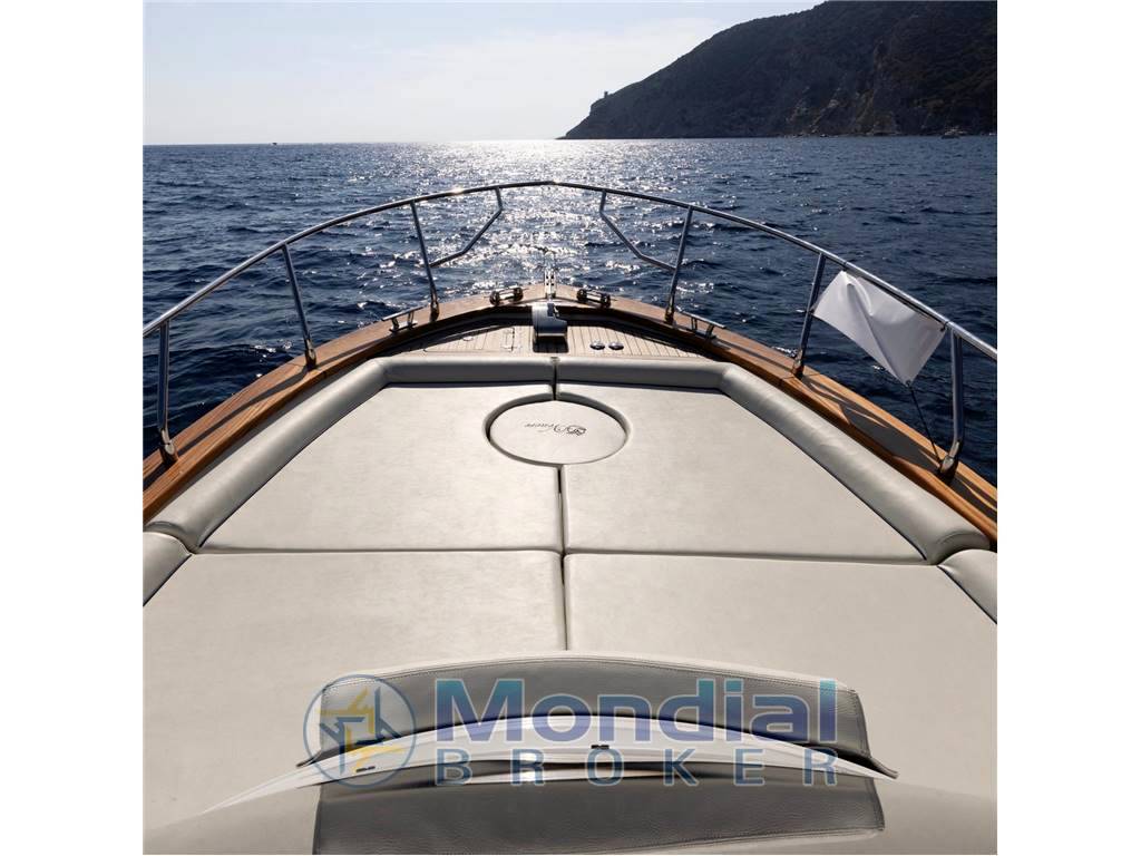 Cantieri nautici venere 28 flash