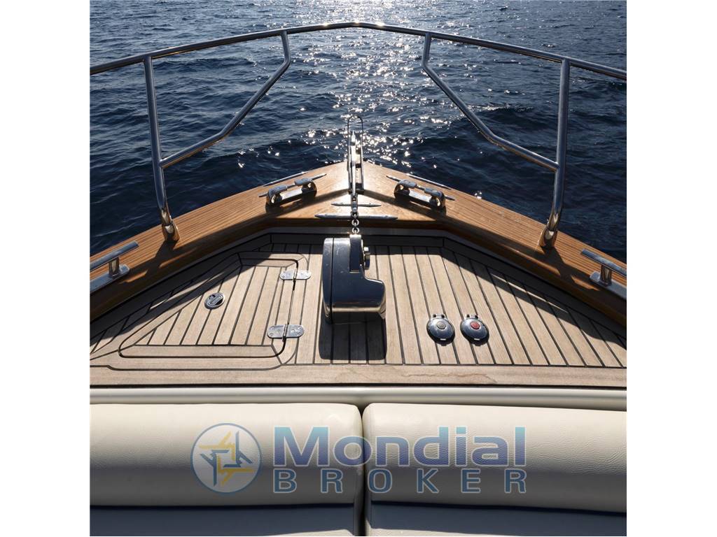 Cantieri nautici venere 28 flash