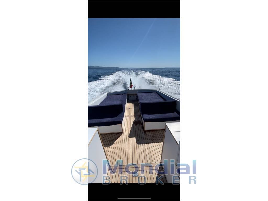 Magnum marine 38 sport