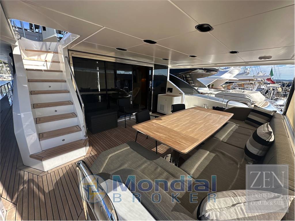 Azimut benetti 27 grande