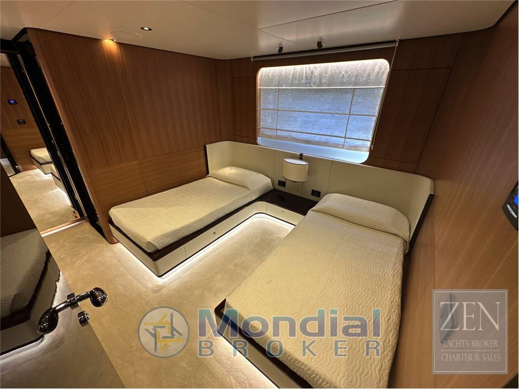 Azimut benetti 27 grande