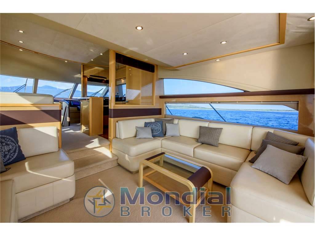 Princess 62 fly