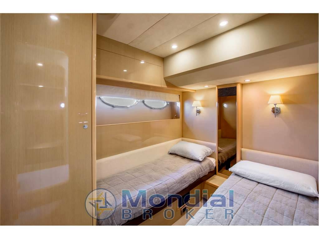 Princess 62 fly