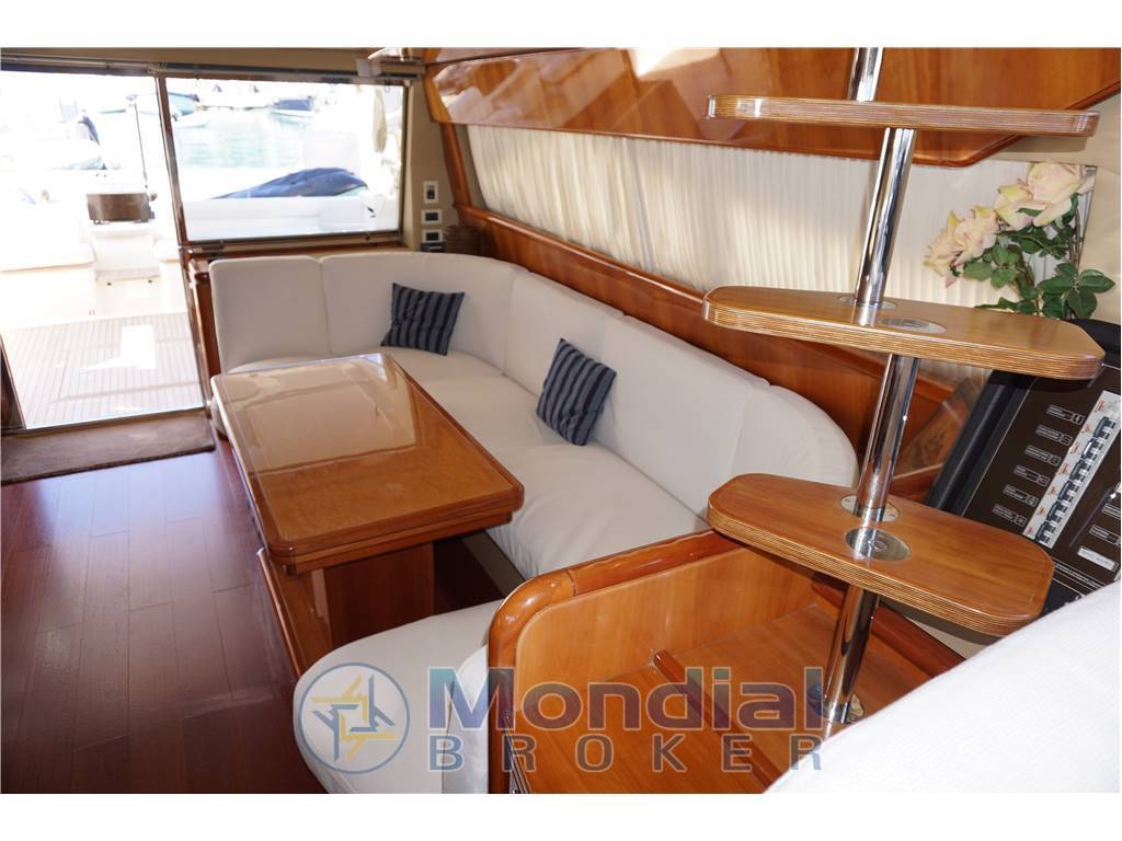 Ferretti 620 fly