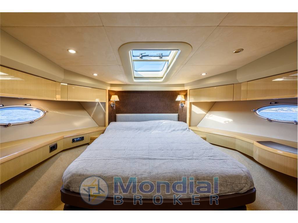 Princess 62 fly
