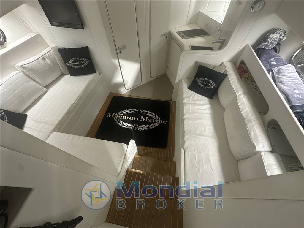 Magnum marine 40
