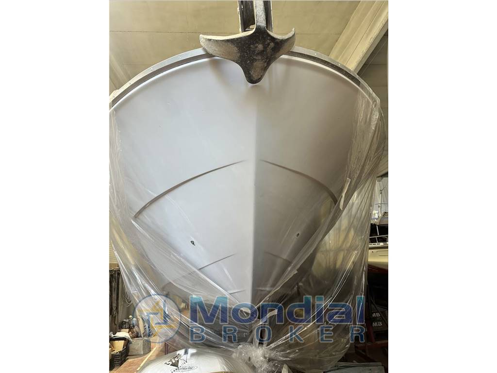 Magnum marine 40