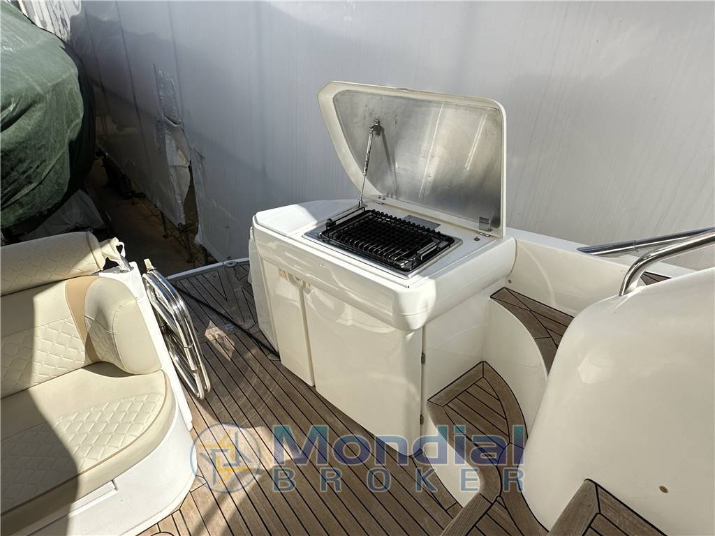 Sealine 42 ̸ 5