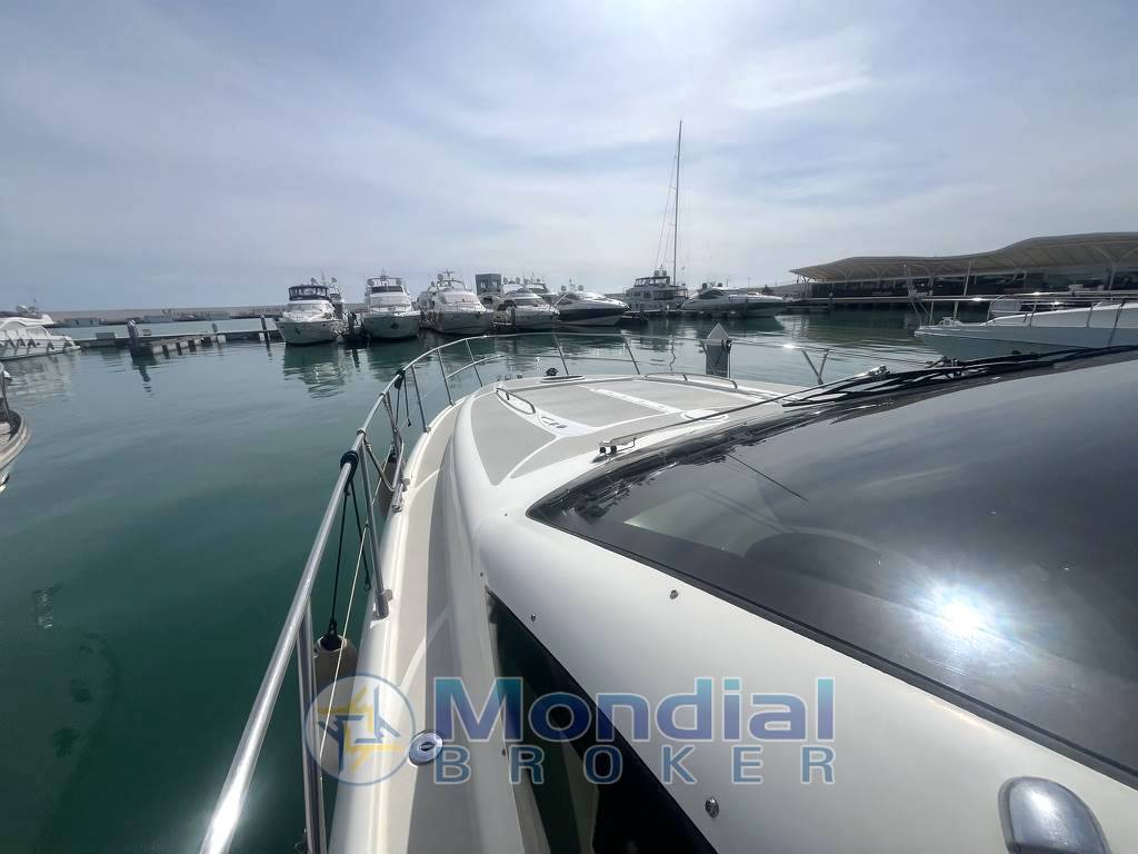 Atlantis 55
