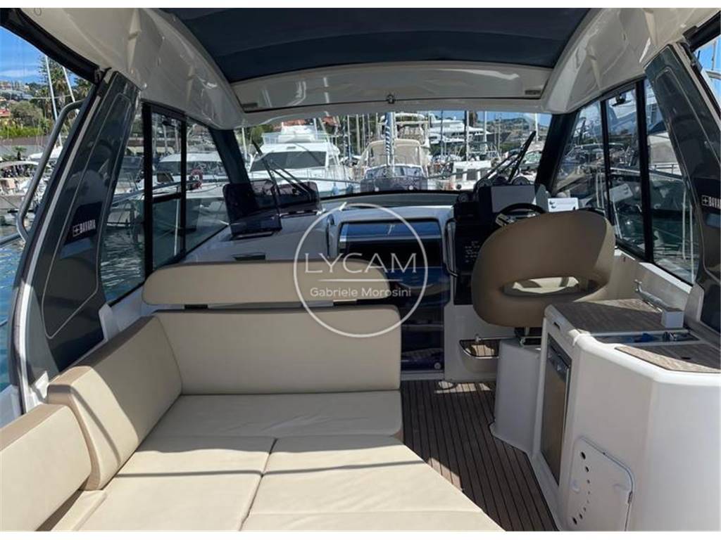 Bavaria S 33 hard top