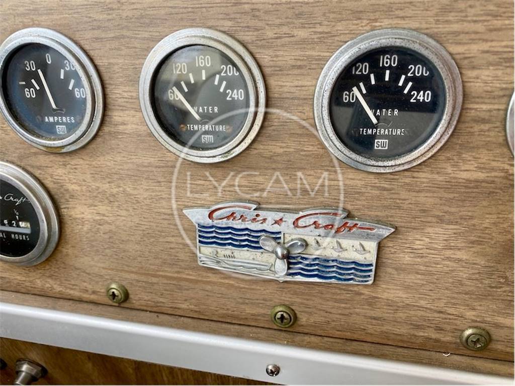 Chris craft Commander sport