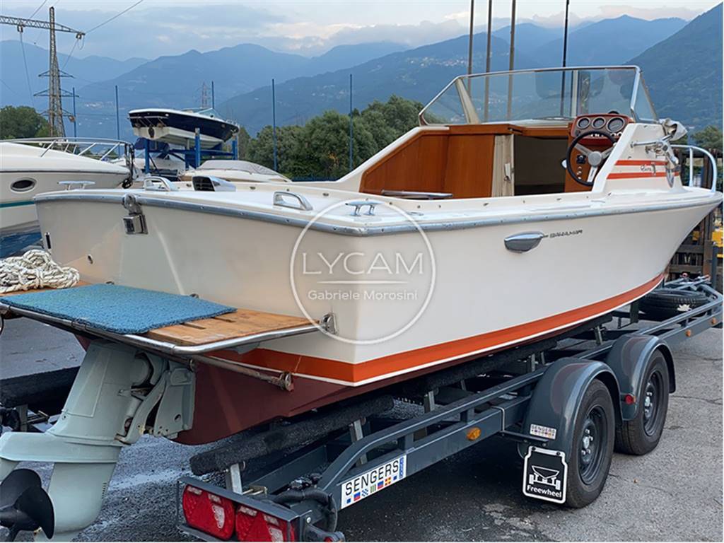 Riva 20 bahia mar