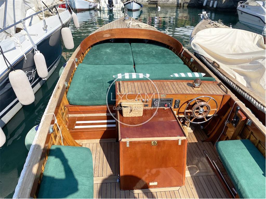 Mussini Utility 748