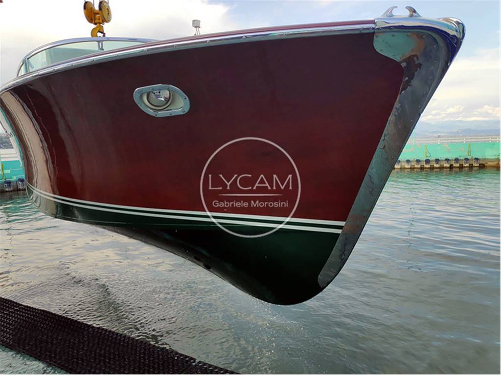 Riva Tritone aperto