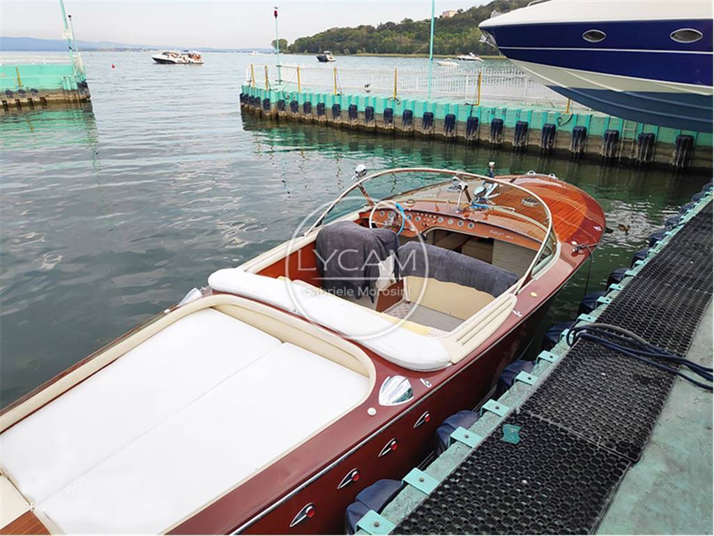 Riva Tritone aperto