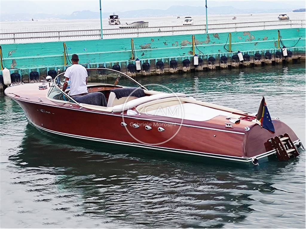 Riva Tritone aperto