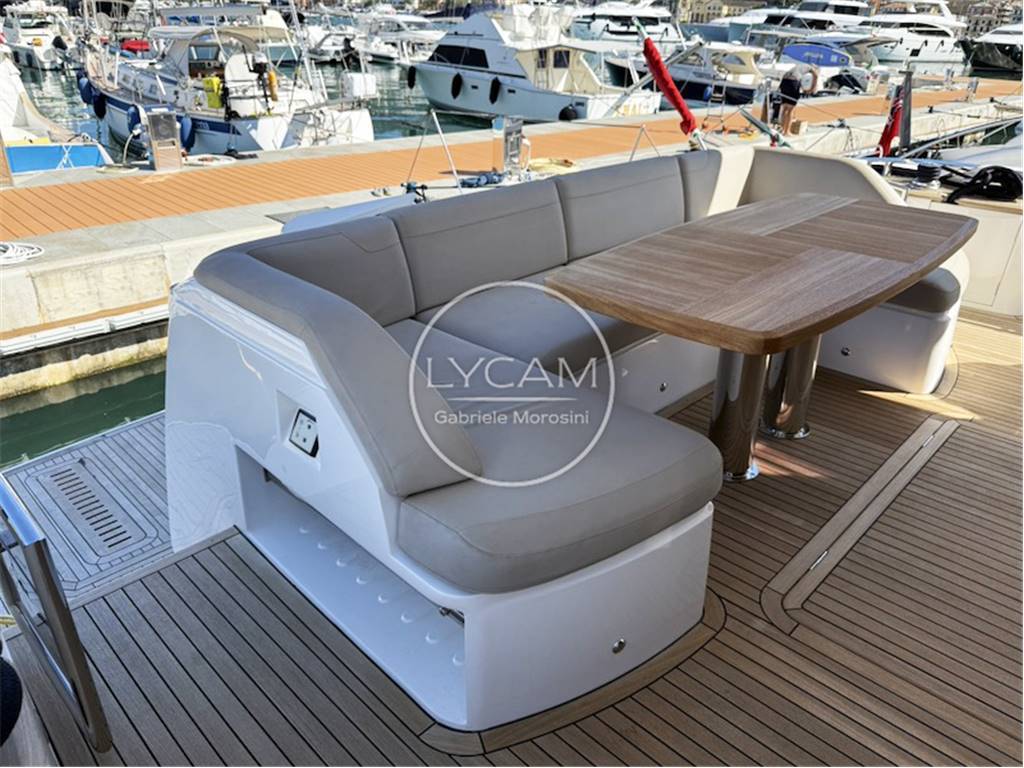 Princess yachts F 70