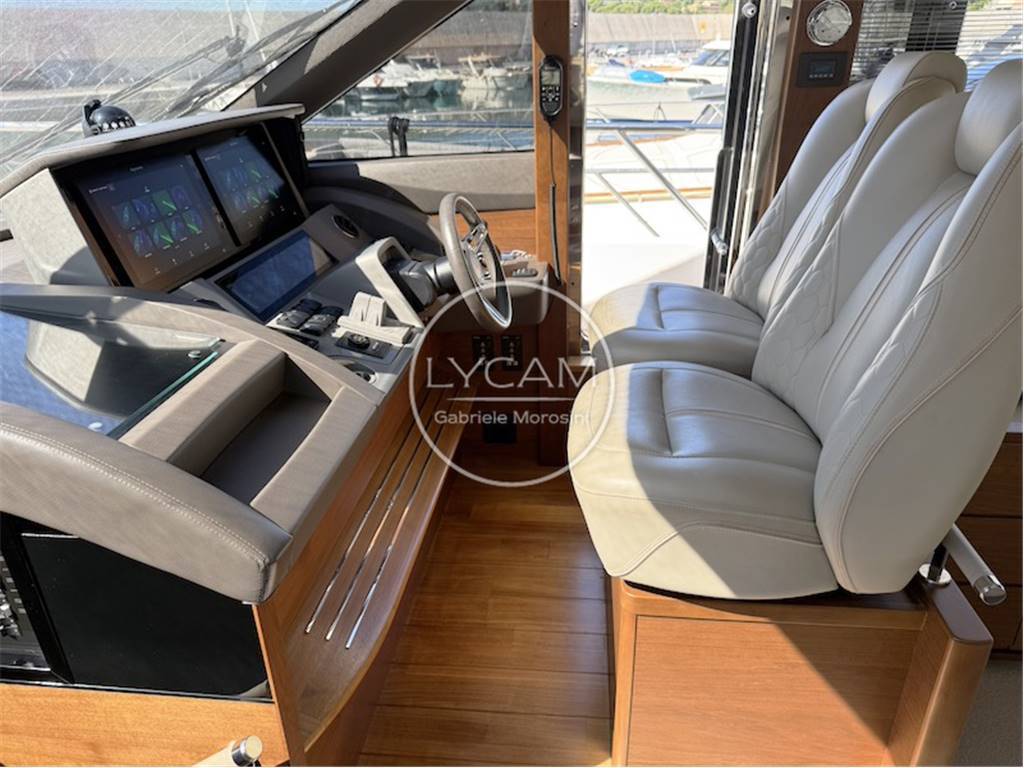 Princess yachts F 70