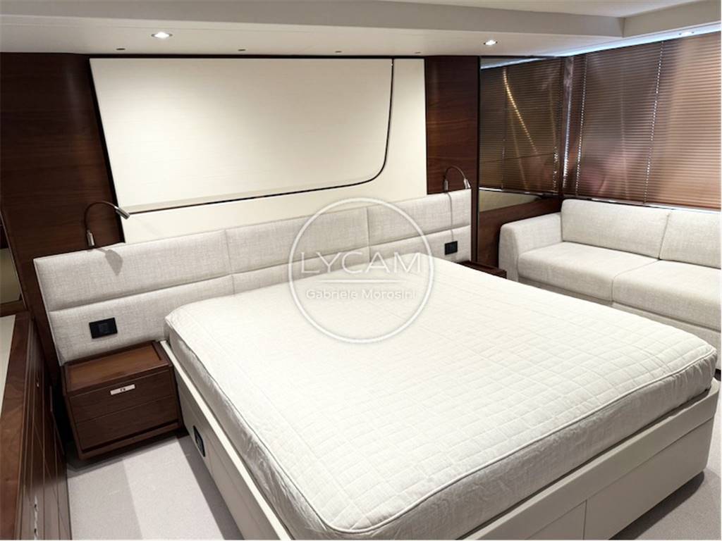 Princess yachts F 70