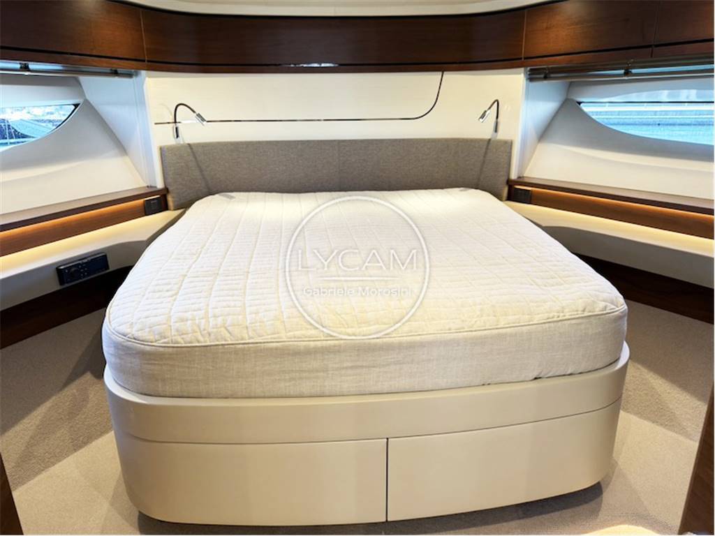 Princess yachts F 70