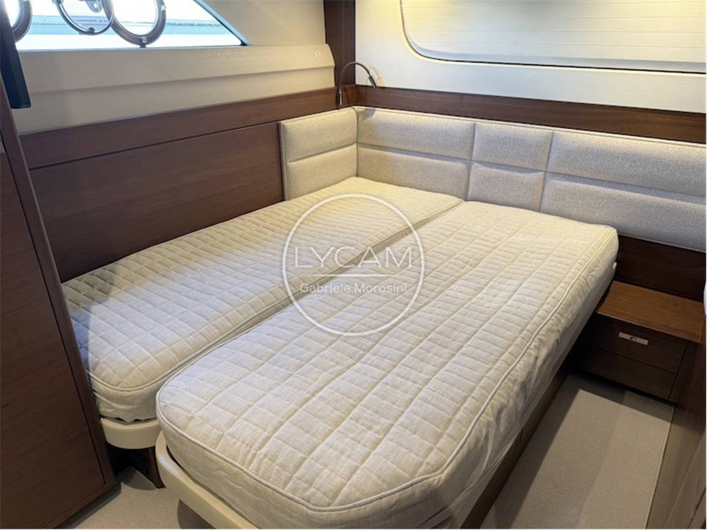 Princess yachts F 70