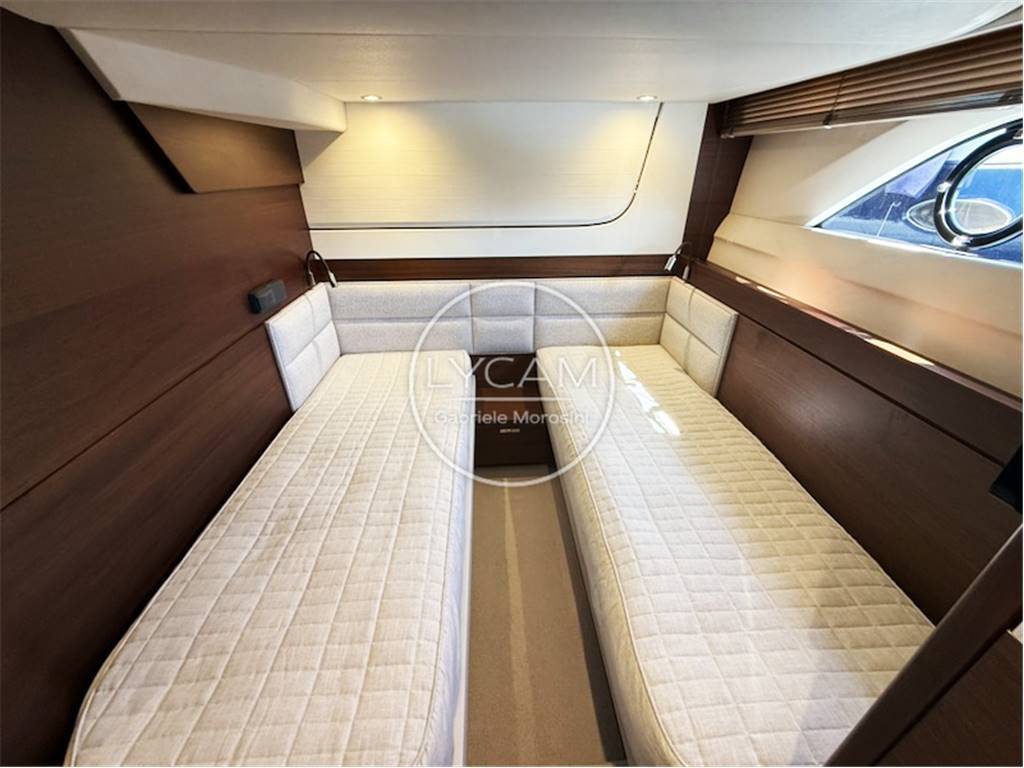 Princess yachts F 70