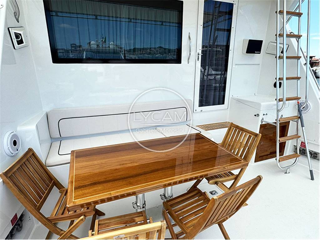 Hatteras 65 enclosed