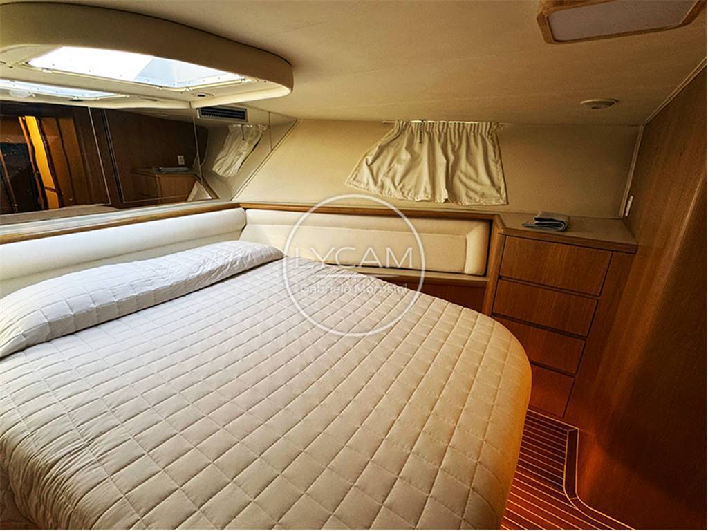 Hatteras 65 enclosed