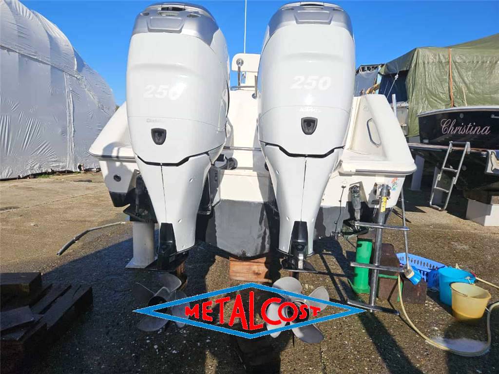 Boston whaler Boston 270